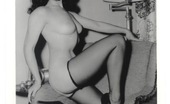 Vintage Classic Porn 233476 Betty Page With Sexy Stockings Showing Her Sensual Body
