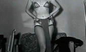 Vintage Classic Porn 233491 Sensual Model From The Fifties Showing Her Beautiful Body
