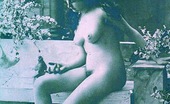 Vintage Classic Porn 233549 Real Naked Vintage Chicks Wearing Some Weird Hats Pictures
