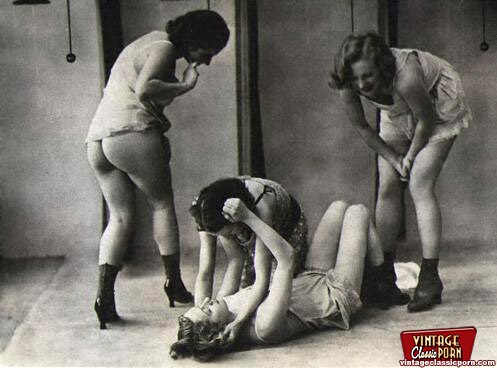Vintage Dildo Porn - Classic Dildo Gallery | Sex Pictures Pass