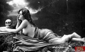 Vintage Classic Porn Horny Vintage Fantasy Nude Chicks Posing For The Camera
