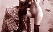 Vintage Classic Porn Several Vintage Chicks Wearing Stockings In The Twenties
