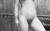 Vintage Classic Porn Naked Anonymous Girls Hiding Their Face In The Twenties
