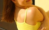 Only Carla 234902 Carla In A Small Tight Yellow Top And Jean Hotpants (Non Nude)
