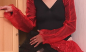 Flexi Becky Isabella12 236524 Foxy Ballet Dancer Enjoys Exhibiting Her Sensual Naked Body
