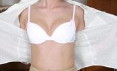 Nubiles Roxy 250392 Casual Babe Reavealing Her Favorite Bra In Front Of Us
