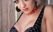 Doghouse Digital Juicy Pearl & Angie B 253846 