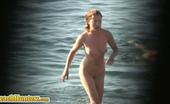 Beach Hunters Hello Nudist Beauty 256036 Honey With Amazing Tight Body Caught On Voyeur Cam On A Nudist Beach
