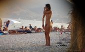 Beach Hunters Real Beach Wenches 256103 Real Naked Wenches Revel In The Sea And The Sun On The Spycam Shore
