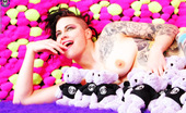 Michelle Aston 256998 Tattooed Goth Chick Gets Nude With Stuffed Animals
