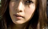 Idols 69 Reika 257575 Lovely Reika Is Taking Off Her Top And Showing Her Nice Tits
