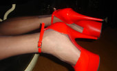 Nylon Jane 261442 Wearing Sexy High Heeled Shoes And Matching Nylons
