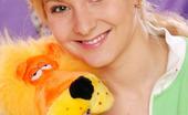 My Sexy Kittens Allyssia 264384 Cute Blonde Chick With An Orange Lion Loves Masturbating
