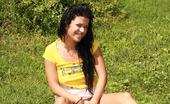 My Sexy Kittens Gallery Th 50036 T 264428 Brunette Teen Likes Rubbing Her Bald Wet Vagina Outdoors

