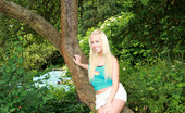 My Sexy Kittens Cindy Dollar 264485 Cute Blonde Girl In A Tree Pleasuring Her Teenage Pussy
