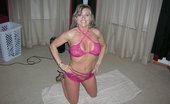 Check My MILF 265197 100% Real Amateur MILF GF'S Pictures
