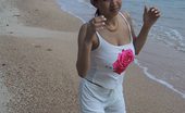 Submit Your Thai Vun 274088 Random Images Of Thai Girlfriend On Vacation
