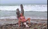 Squirting Chicks 274404 Cock Lovin Whore Sucks N Cums
