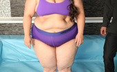 BBW Fight Club Monikajitka 274934 Extremely Huge SBBW Brunettes Wrestle Naked & Oiled Up
