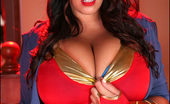 Leanne Crow Leanne WonderWoman Set1 276135 Leanne Crow Dresses Up As A Busty Wonder Woman For Halloween
