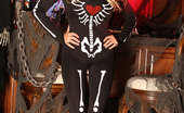 Kelly Madison Bone Job 277102 I May Be The One With Bones On My Costume, But When The Real Bone Comes Out To Play, That'S My Favorite Kind Of Job!
