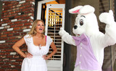 Kelly Madison Bunny Luvs Kelly 277152 Bunny Is Gonna Have A Good Easter When Kelly Decides That For His Treat He'Ll Have His Cock Sucked!
