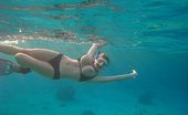 Kelly Madison Poon Lagoon 277314 Kelly Gets Naked Underwater And Uses Her 34ff'S As Floatation Devices.
