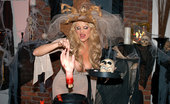 Kelly Madison Pleasure Potion 277366 Kelly Is A Witch And Creates A Spell For The Perfect Dildo, She Then Bangs Her Pussy With It.
