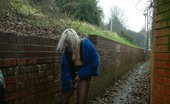 UK Flashers 277699 Young Blonde Chick Masturbating In An Alley