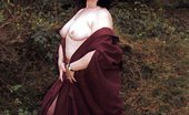 UK Flashers 277702 Chubby Mature Woman Showing Her Body In The Wild
