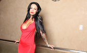 Angelina Valentine 280474 Angelina Valentine In Red Hot Dress
