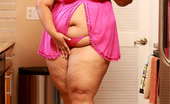Plumper Pass Ashley Heart Ashley Needs Servicing 285613 Today We Welcome A New Sexy And Heavy Honey Named, Ashley Heart. Ashley Is Very Lonely And Looking For Her Next Sexual Encounter. As This Sexy BBW Is Gently Washing Dishes She Sees Her Pool Being Serviced By Jeremy. She Lusts For Him And Starts To Rub Her