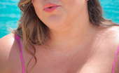 Plumper Pass Bella Bendz Sunny Day Fuck 285654 Nice Sunny Day With Some Hot Thunder Tights Getting Stretched On The Sandy Beaches Of Miami! This Massive Beauty Is Loving The Miami Weather While She Mediates With Some Yoga. Along Comes Brannon Rhodes, Who Has A Hard On For A Heavy Sexy Woman. He Takes 