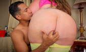 Plumper Pass Bella Bendz Sunny Day Fuck 285654 Nice Sunny Day With Some Hot Thunder Tights Getting Stretched On The Sandy Beaches Of Miami! This Massive Beauty Is Loving The Miami Weather While She Mediates With Some Yoga. Along Comes Brannon Rhodes, Who Has A Hard On For A Heavy Sexy Woman. He Takes 