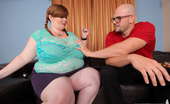 Plumper Pass Lexxxi Luxe Lexxxi Plays 285662 Lexxxi Luxe Is One Hot Sexy Gamer And One Hot Sexy Plumper. After A Long Gaming Session Of Total Dominance And Shit Talking Lexxxi Starts To Feel Bad. Not Knowing It Was Our Man Jmac She Was Beating Up On, She Invites Him Over For Some TLC To Make Up For 