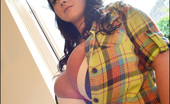 Rachel Aldana Green Plaid Sweetheart - BTS - Set 1 286432 Rachel Aldana Returns In Style, Her Huge Boobs Busting Out Of Her Tight Plaid Green Top In These Candid Shots.
