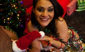 Charley Chase Charley Gets Some Xmas Cock 286521 Charley Chase Gets What She Wants For Xmas: Some Xmas Cock!

