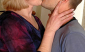 Boys Love Matures Emilia & Jerry 287755 Experienced Mature Chick Showing Her Horny Lover What Real Pleasure Means
