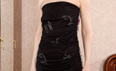 Boys Love Matures Amelia 288110 Good-Looking Slim Milf Gets Her Box Licked And Dicked By A Much Younger Boy

