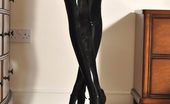 Latex Heaven 299281 Sarah Gold Black
