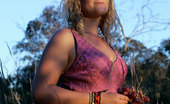 Girls Out West Jazmin Sunset 303884 Yummy Jazmin Basks In The Glowing Light Of The Setting Sun. Sucking On Some Juicy Grapes And Jazmin Is In The Mood For Some Self Loving? Yeah... Getting Down In The Grass, Popping Out Of Her Bra, Her Hands Run Down To Her Furry Pussy For A Bit Of Playtime
