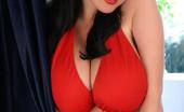 Pinup Files 305399 Lornamorgan Vol03 Set03 LornaMorgan-Sexyredbikini
