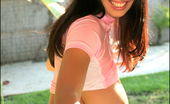 Pinup Files 305770 Jana Defi Vol16 Set01 Brandy Robbins By The Pool
