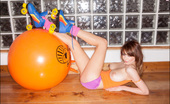 Pinup Files 305860 Danielle Sharp Vol01 Set01 Busty 30F Danielle Sharp Debuts In A Tight Hoodie
