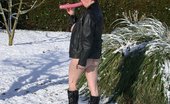 TAC Amateurs Red Head In The Snow 314922 It Snowed And With My Red Hair, I Play Naked Outdoors With A Dildo And Snow
