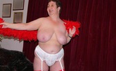 TAC Amateurs Slut In Red & White 315608 Would You Like Me To Strip For You Let Me Know Xxxx
