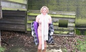 TAC Amateurs Barby'S Frozen Nipples 316324 Brrrrr Its So Cold Outside, But At Least I Had My Scarf And Gloves To Keep Me Warm
