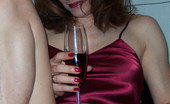 TAC Amateurs Champagne 316494 I Want Invite You To Drink A Glass Of Champagne With Me.Lick It From My Body And Fill It In My Pussy To Drink It Out.Oh
