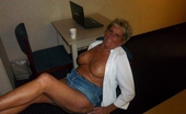 TAC Amateurs Granny Shirely Hotel Stripping 317147 77 YEAR OLD GRANNY SHIRLEY STRIPPING AFTER A LONG DAY AT THE AIRPORT.
