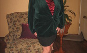 TAC Amateurs Milf On The Go 317807 Now Its Time To Relax And Show You What A Classy Mature MILF Wears Under Her Outerwear.
